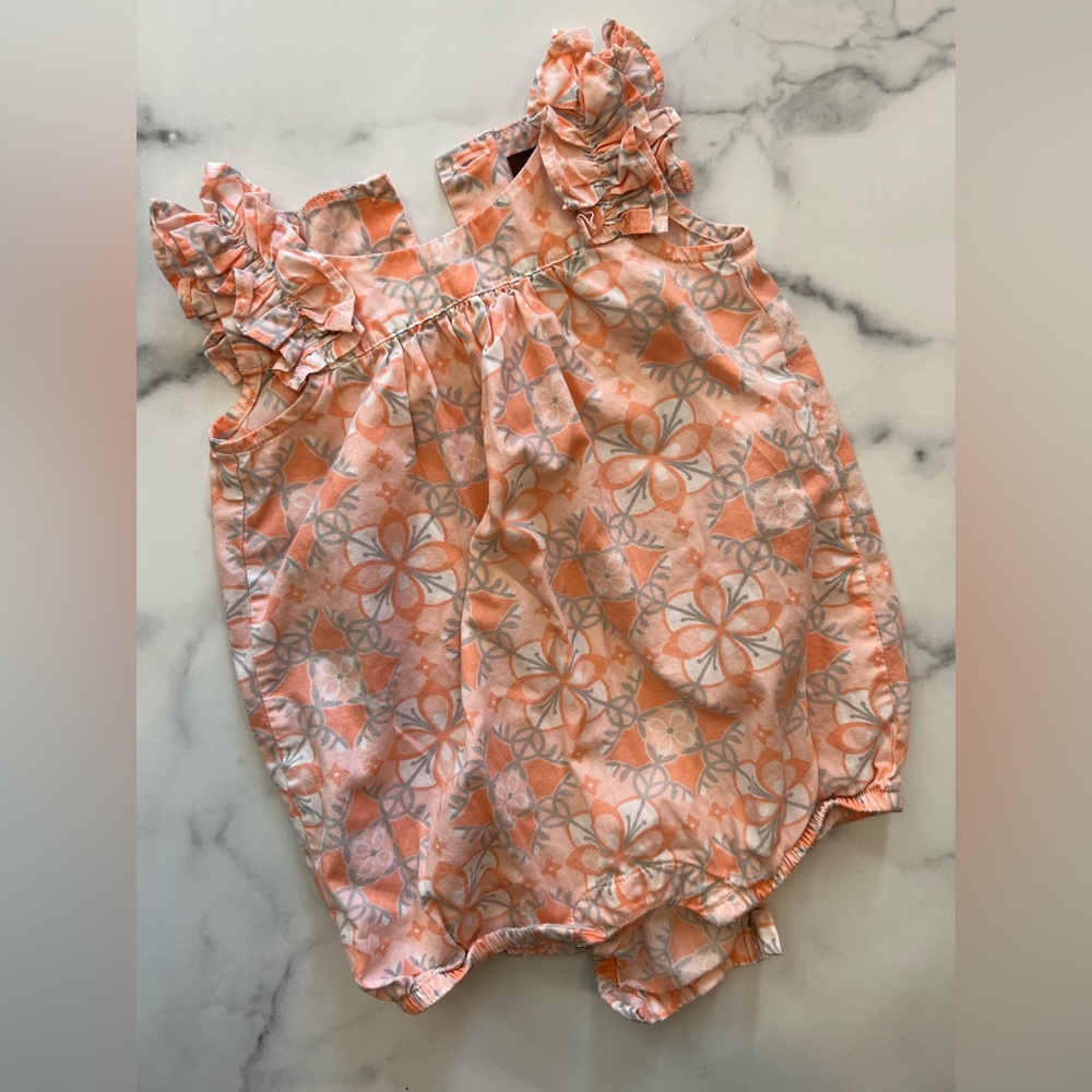 Tea Collection Bubble - Size 9-12 Months - Excellent condition